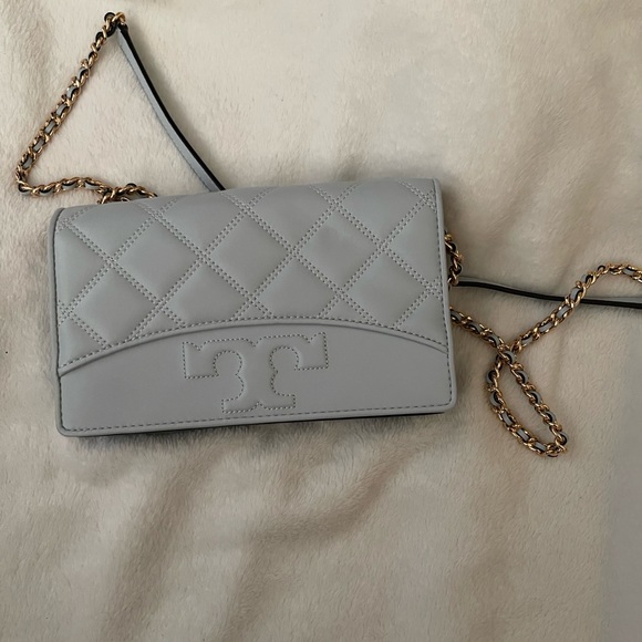 Tory Burch Handbags - Tori Burch Purse